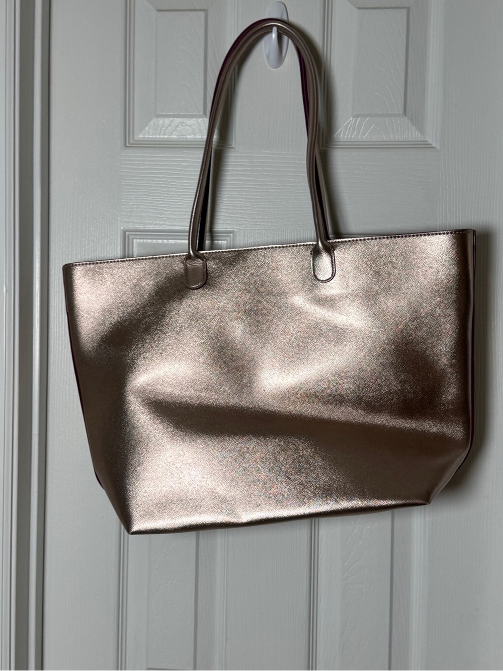 Bath & Body Works Metallic Rose Gold VIP Tote Bag Set with Pouch Never used